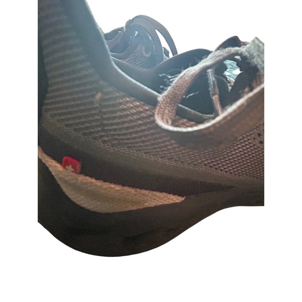 On Running Cloudmonster Grey Black Womens Road‎ Running Shoes Sneakers size 6